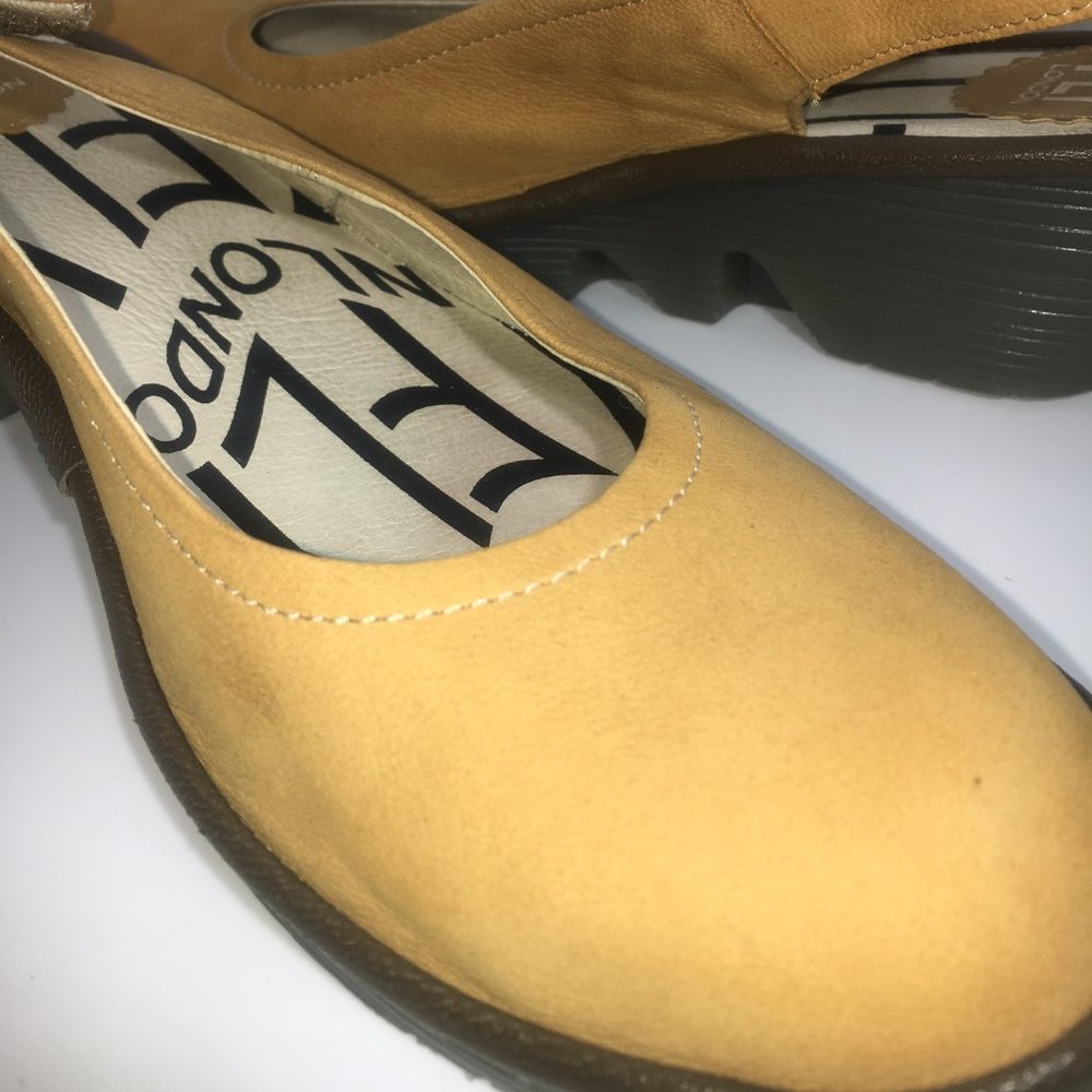FLY LONDON Suede Low Wedge Sandal - EU 39 / US 8.5 - Picture 5 of 6